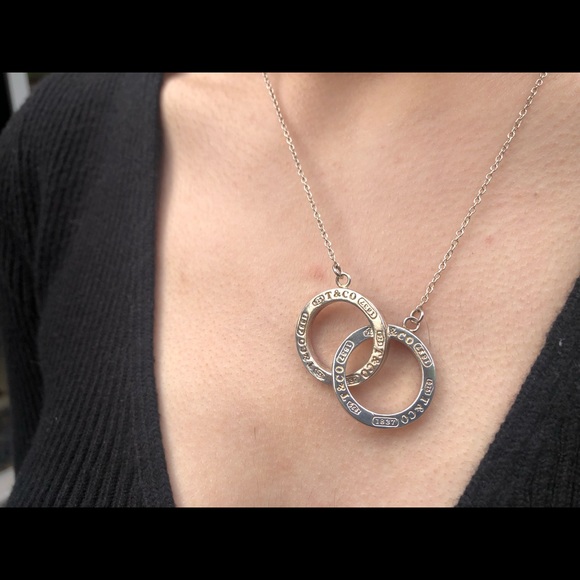 Tiffany & Co. Silver Interlocking Infinity Rings Necklace - Picture 3 of 10